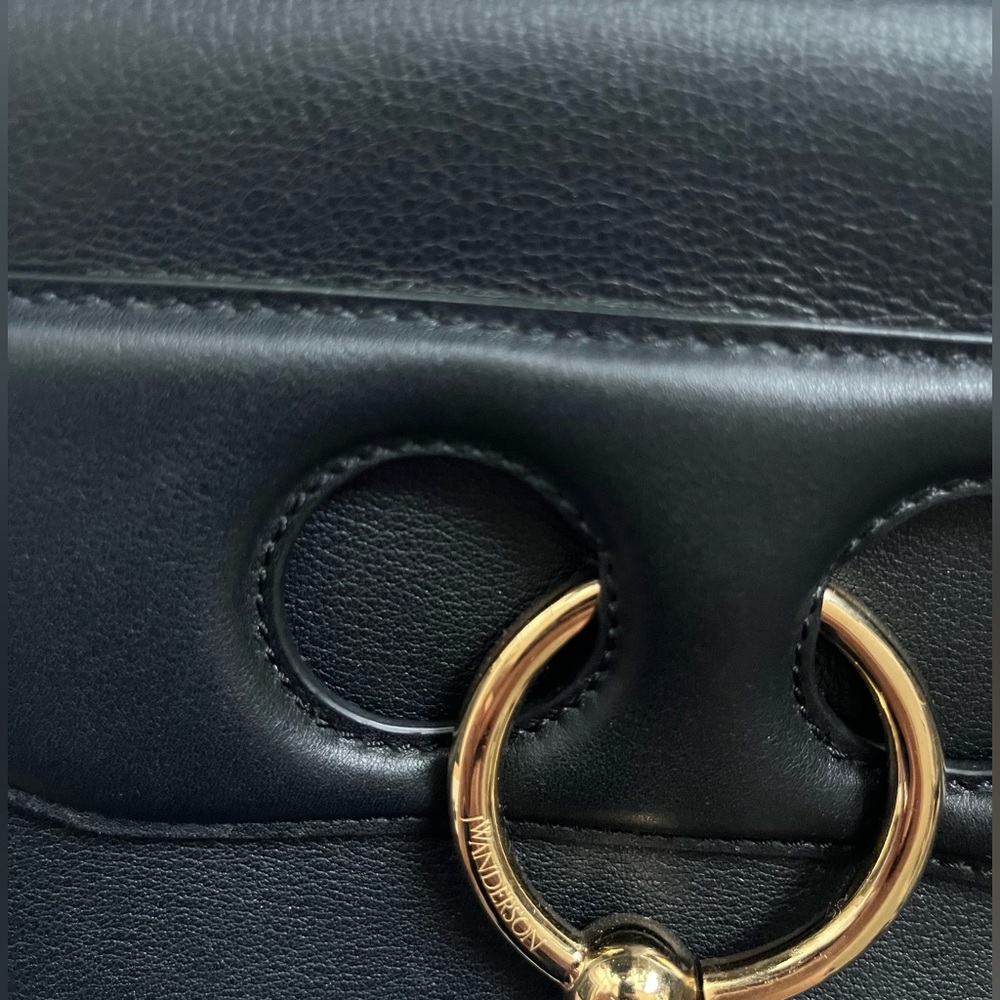 JW Anderson Black Leather Chain Shoulder Bag - Picture 3 of 5
